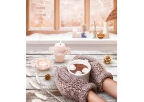 针织手套热饮室内蜡烛主题冬季来了海报设计